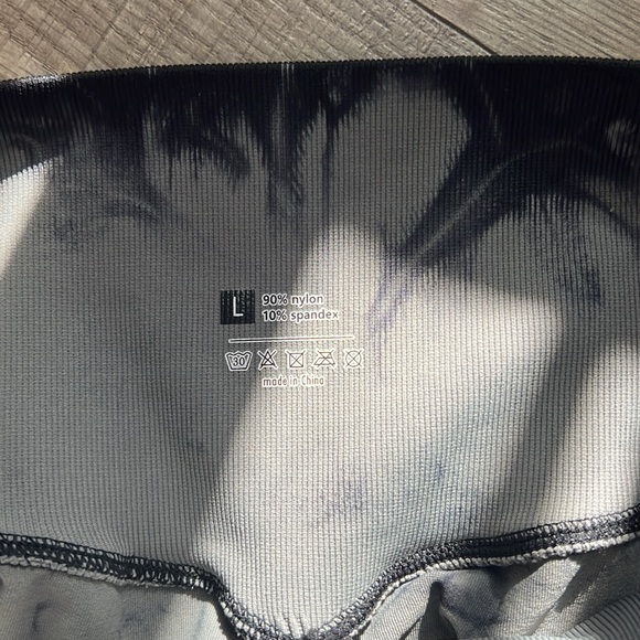 Gym shorts - Picture 4 of 4